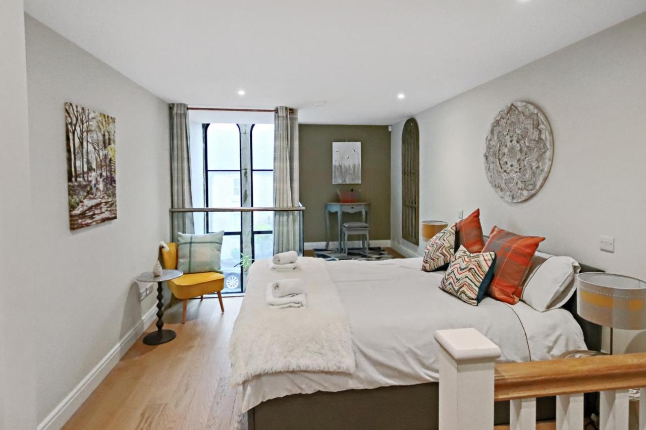 Church Suite, Stow-On-The-Wold, Sleeps 4, Town Location Bagian luar foto