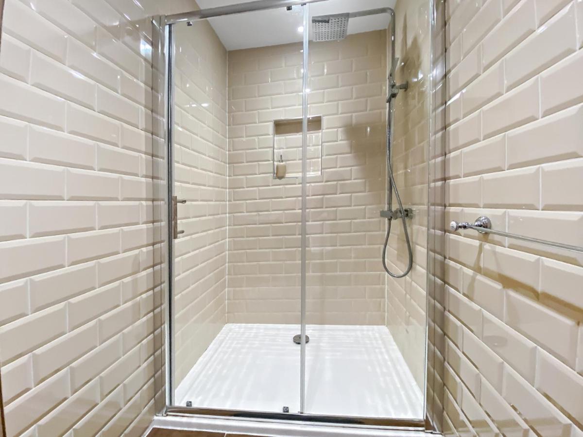 Church Suite, Stow-On-The-Wold, Sleeps 4, Town Location Bagian luar foto
