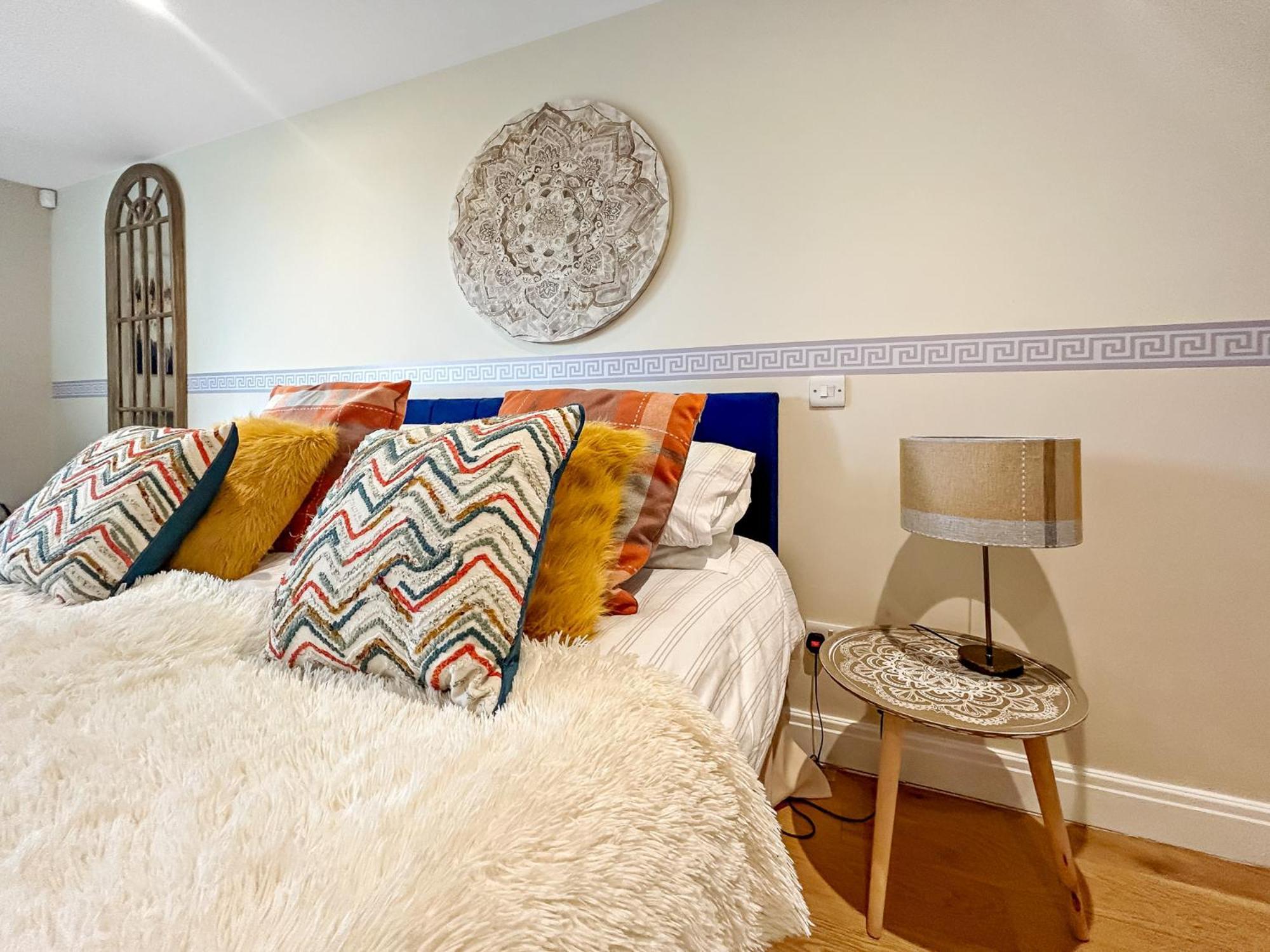 Church Suite, Stow-On-The-Wold, Sleeps 4, Town Location Bagian luar foto