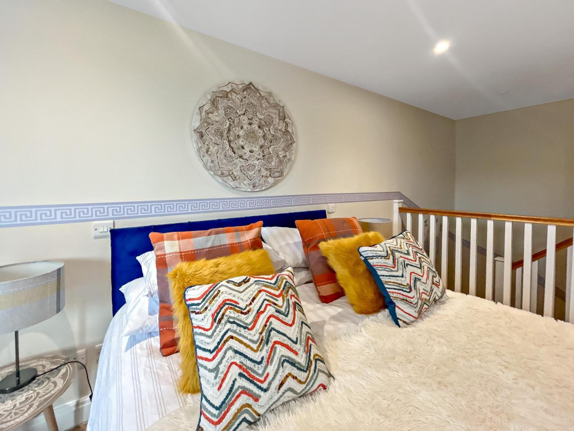 Church Suite, Stow-On-The-Wold, Sleeps 4, Town Location Bagian luar foto